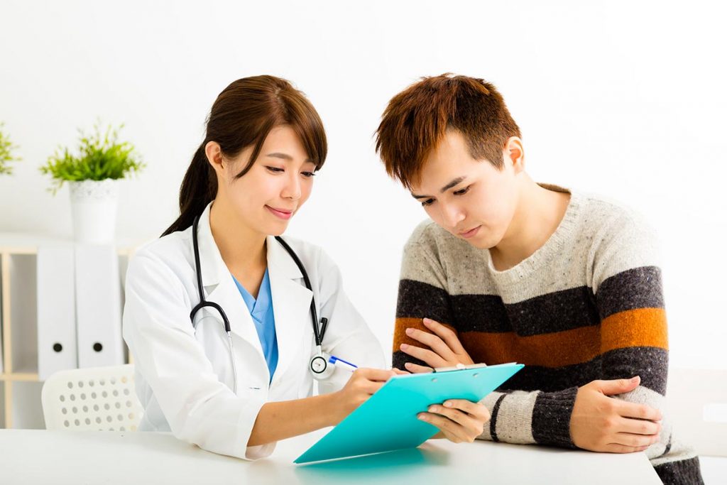 Medical Examination by Female Doctor Assuranz Clinic